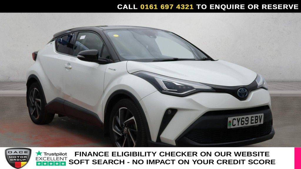 Used 2019 WHITE TOYOTA C-HR SUV 2.0 VVT-h Dynamic SUV 5dr Petrol Hybrid CVT Euro 6 (s/s) (184 ps) (reg. 2019-11-27) for sale in Manchester