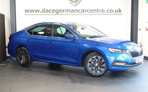 Used 2020 BLUE SKODA OCTAVIA Hatchback 1.5 TSI ACT SE L First Edition Hatchback 5dr Petrol Manual Euro 6 (s/s) (150 ps) (reg. 2020-11-03) for sale in Altrincham
