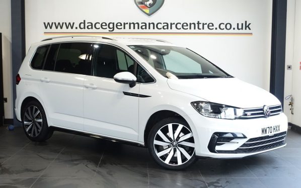 Used 2020 WHITE VOLKSWAGEN TOURAN MPV 1.5 TSI EVO R-Line MPV 5dr Petrol Manual Euro 6 (s/s) (150 ps) (reg. 2020-12-15) for sale in Altrincham