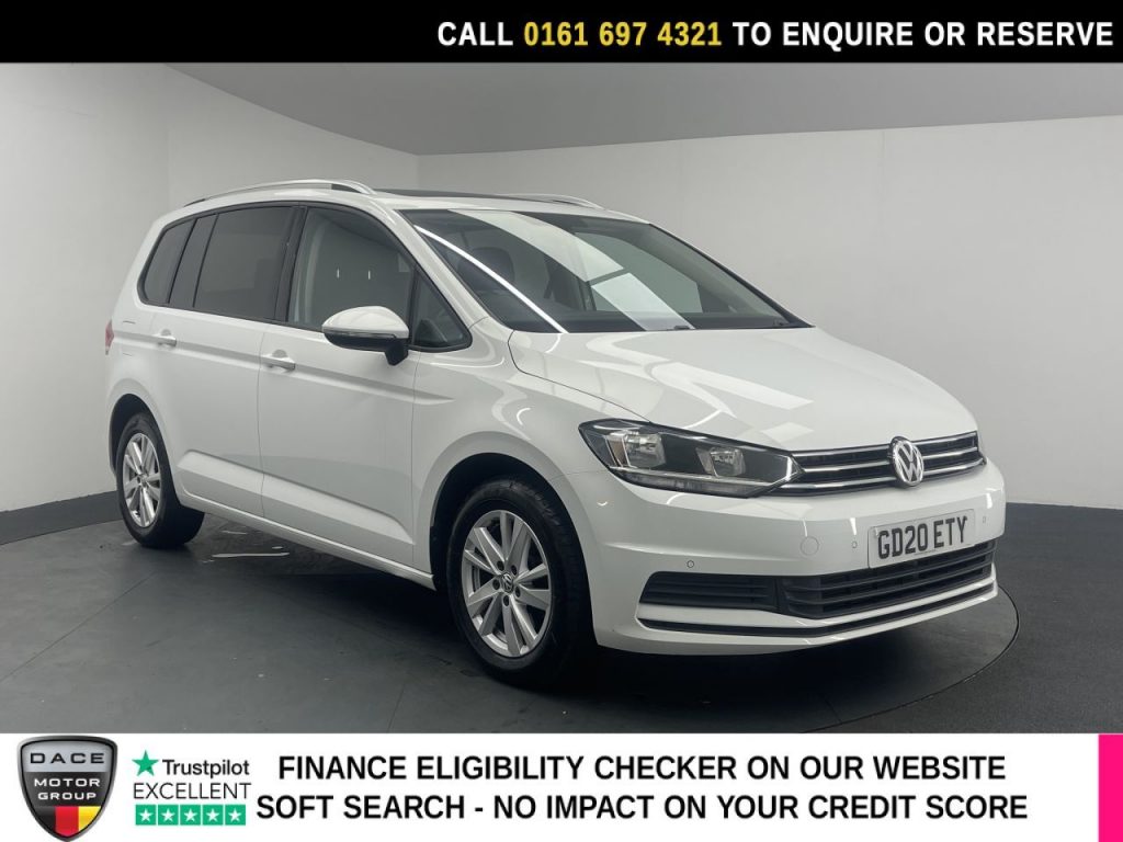 Used 2020 WHITE VOLKSWAGEN TOURAN MPV 1.5 TSI EVO SE Family MPV 5dr Petrol DSG Euro 6 (s/s) (150 ps) (reg. 2020-08-25) for sale in Manchester