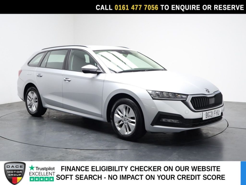 Used 2021 SILVER SKODA OCTAVIA Estate 2.0 TDI SE Technology Estate 5dr Diesel Manual Euro 6 (s/s) (116 ps) (reg. 2021-07-28) for sale in Stockport