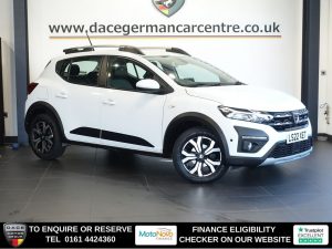 Used 2022 WHITE DACIA SANDERO STEPWAY Hatchback 1.0 TCe Prestige Hatchback 5dr Petrol CVT Euro 6 (s/s) (90 ps) (reg. 2022-03-30) for sale in Altrincham